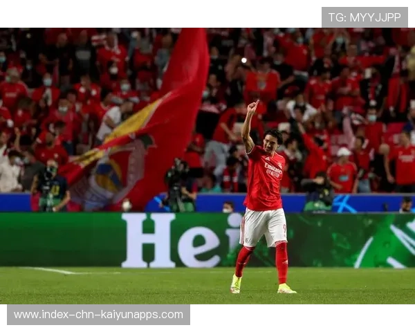 利物浦达尔文努涅斯前场飞身撞射技惊四座 利物浦达尔文努涅斯前场飞身撞射技惊四座